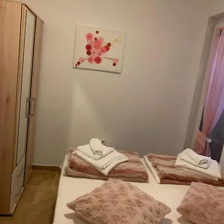 بيت للعطل House For Rest Kucica Kaštela