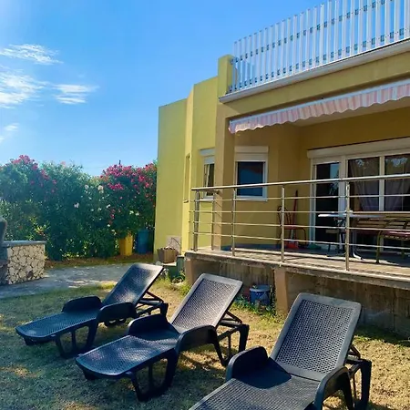 بيت للعطل House For Rest Kucica *