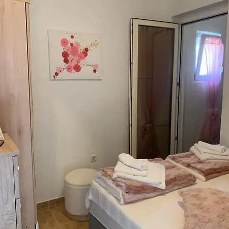 House For Rest Kucica Holiday home Kastela